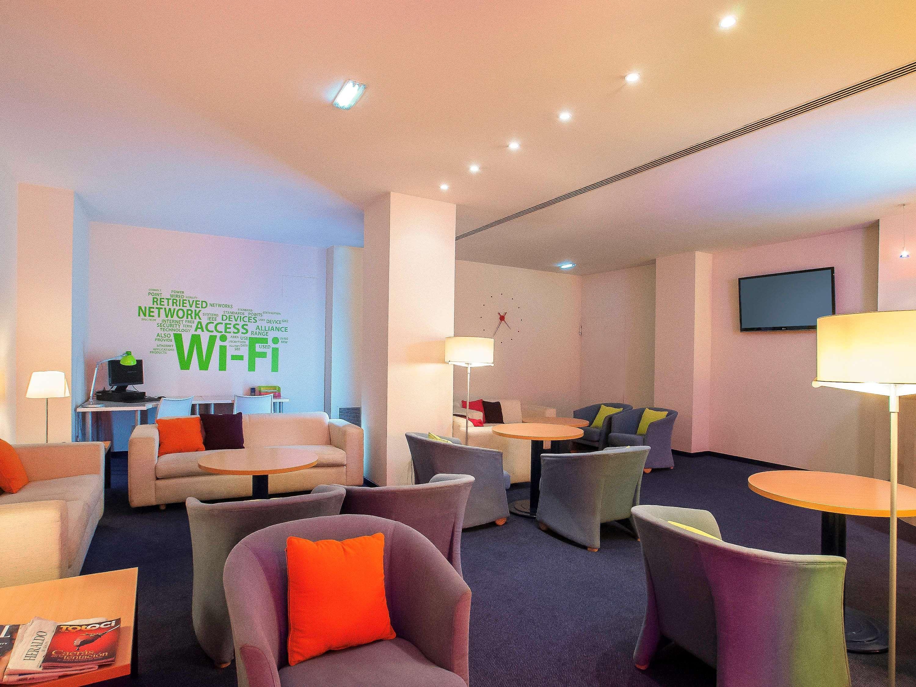 Hotel Ibis Styles Zaragoza Ramiro I Exteriér fotografie