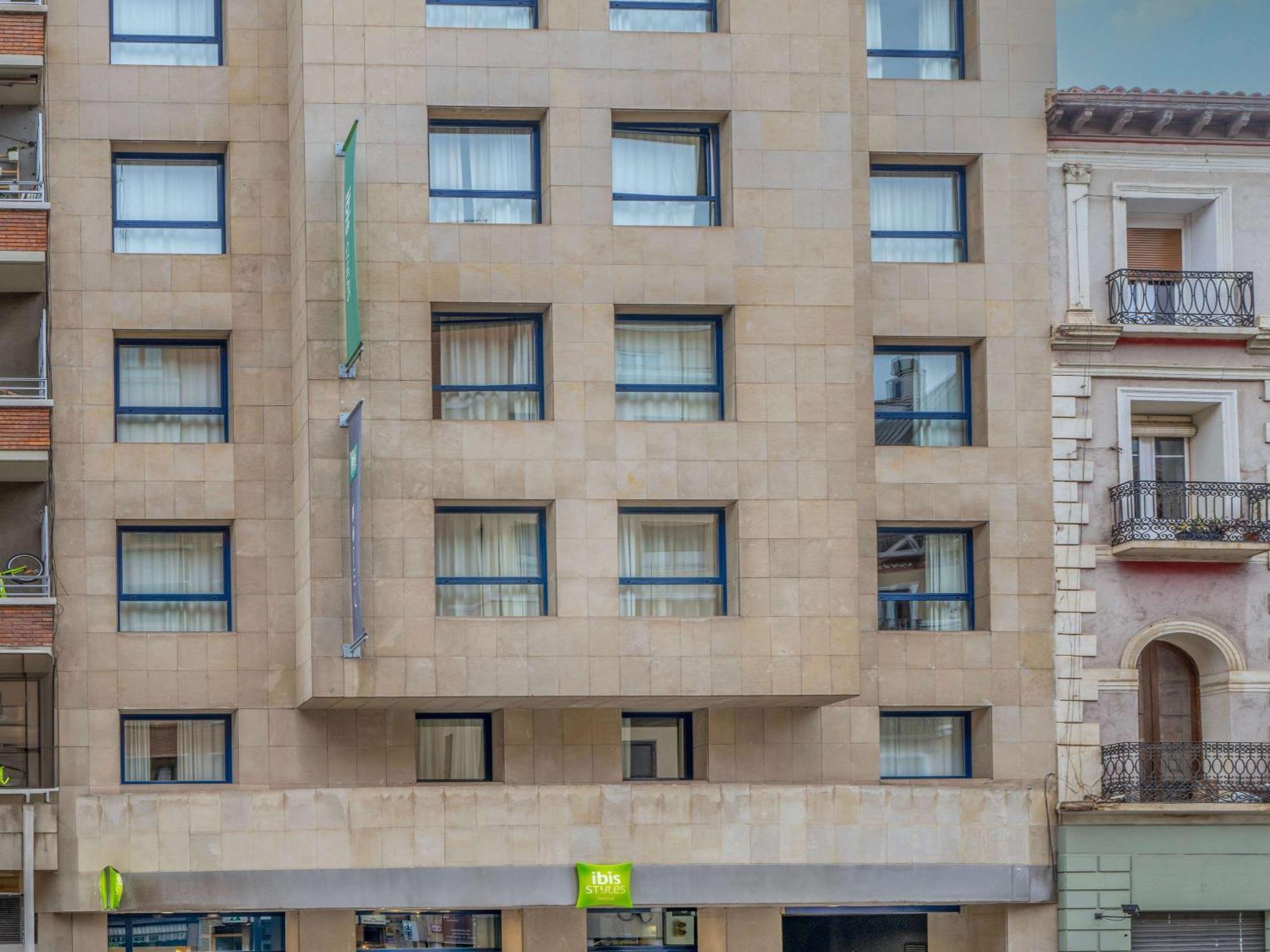 Hotel Ibis Styles Zaragoza Ramiro I Exteriér fotografie
