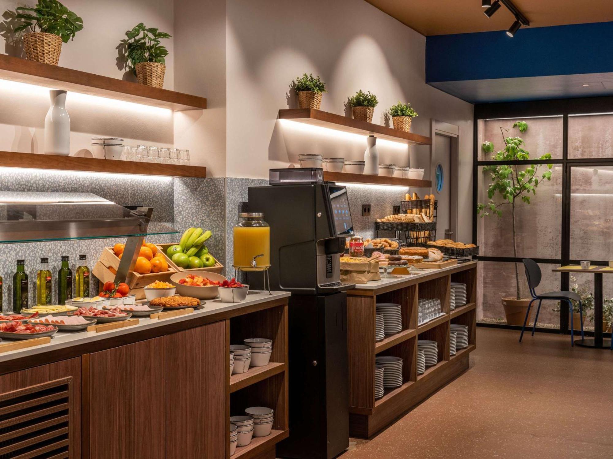 Hotel Ibis Styles Zaragoza Ramiro I Exteriér fotografie