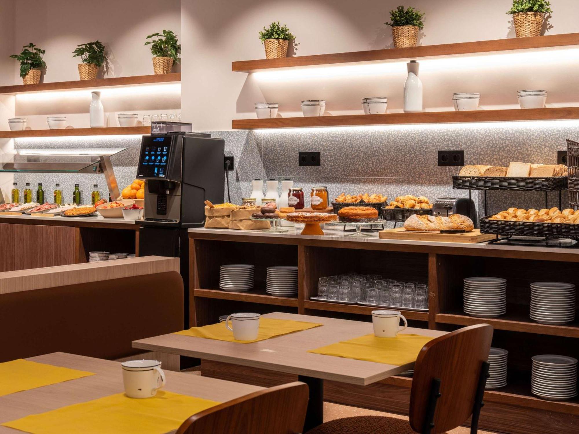 Hotel Ibis Styles Zaragoza Ramiro I Exteriér fotografie