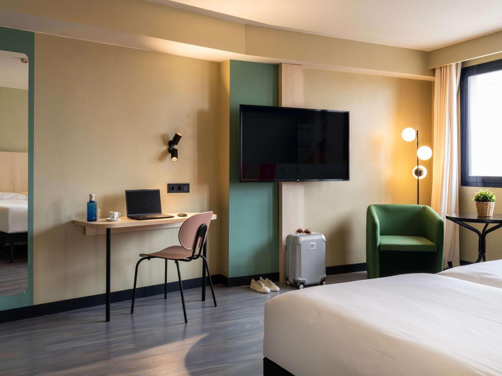 Hotel Ibis Styles Zaragoza Ramiro I Exteriér fotografie