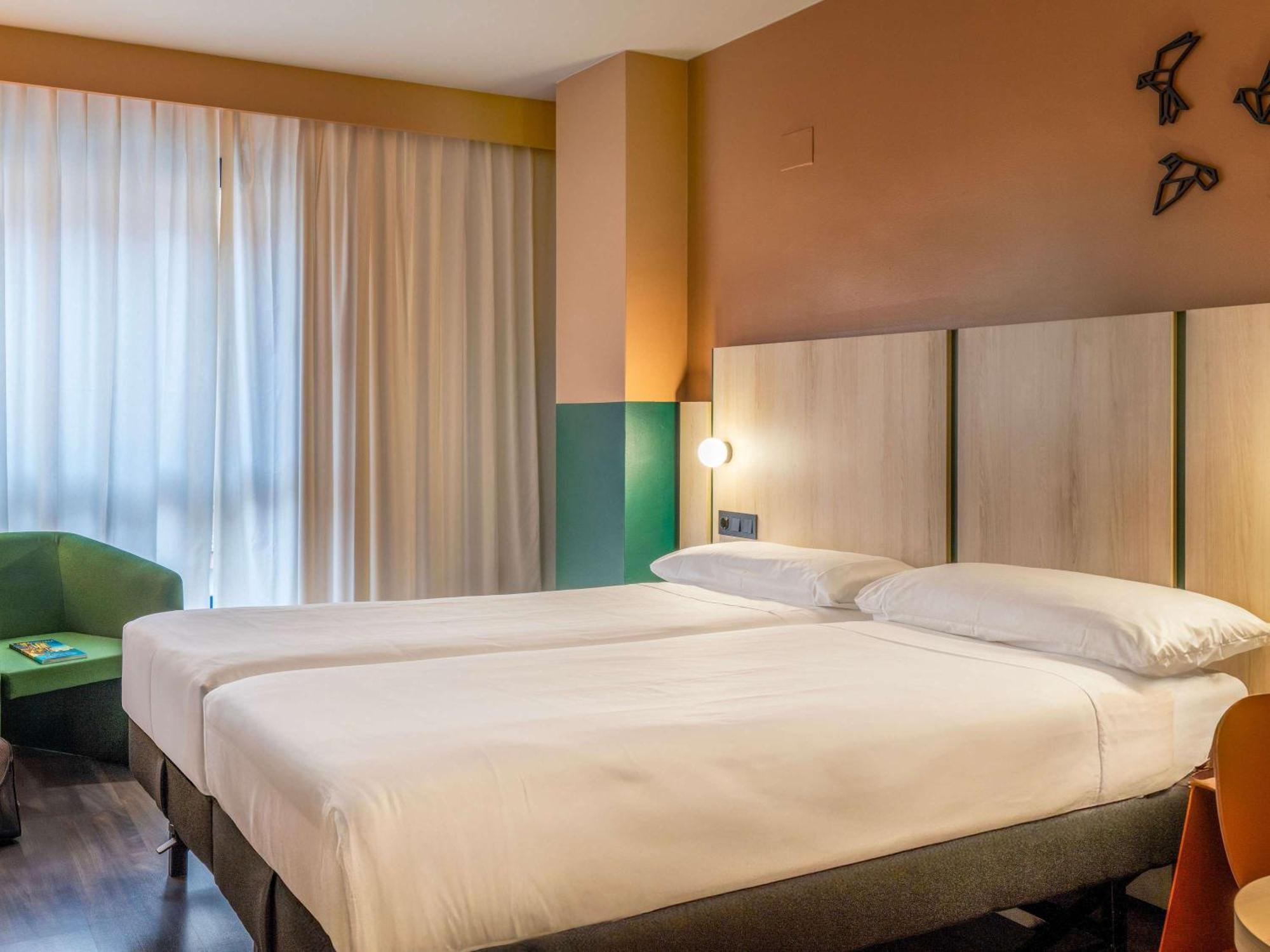 Hotel Ibis Styles Zaragoza Ramiro I Exteriér fotografie