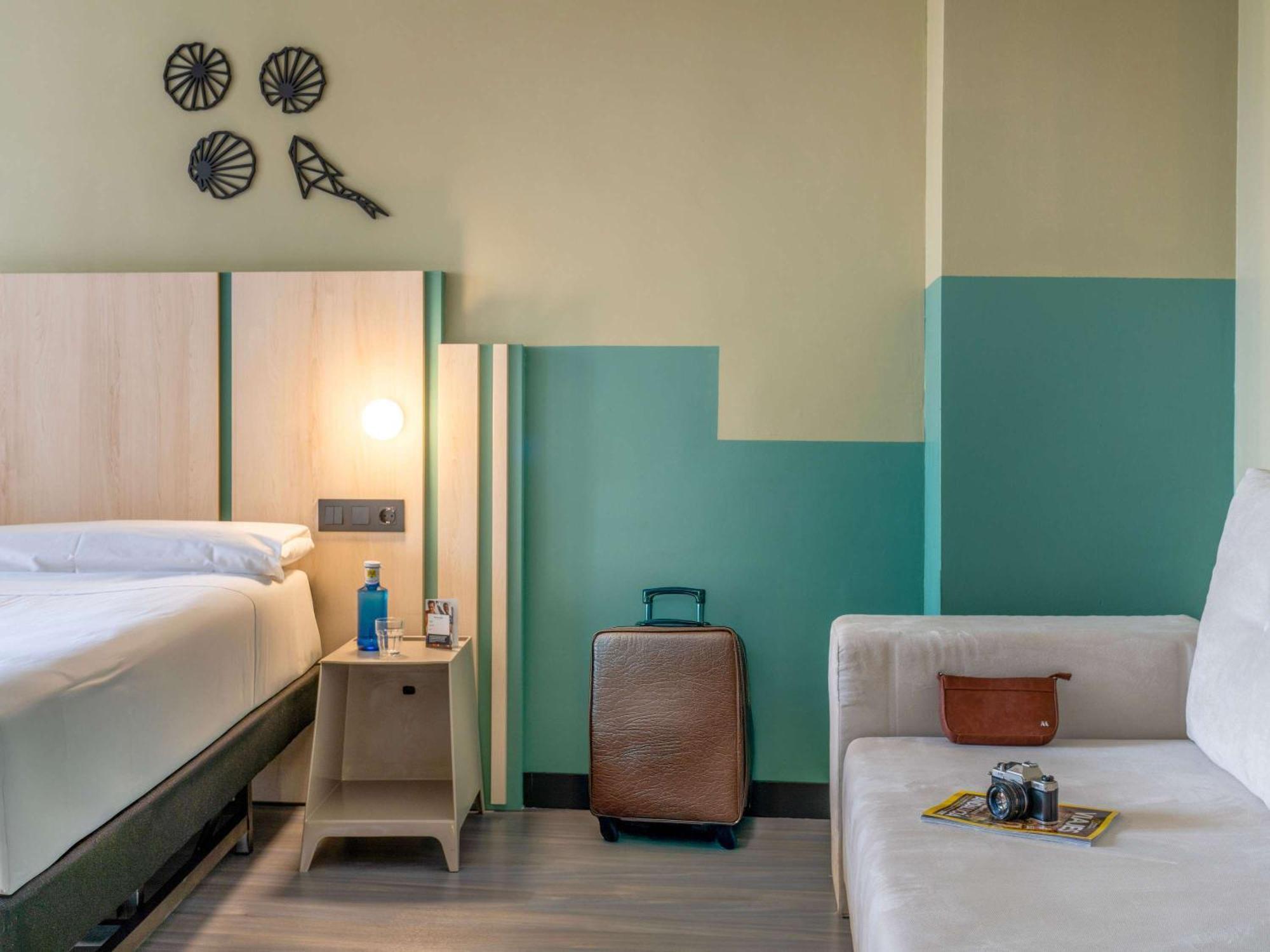 Hotel Ibis Styles Zaragoza Ramiro I Exteriér fotografie